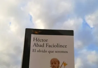 El olvido que seremos