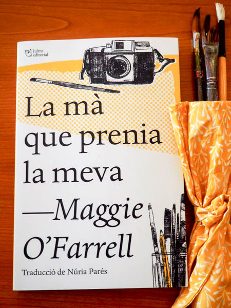 La mà que prenia la meva